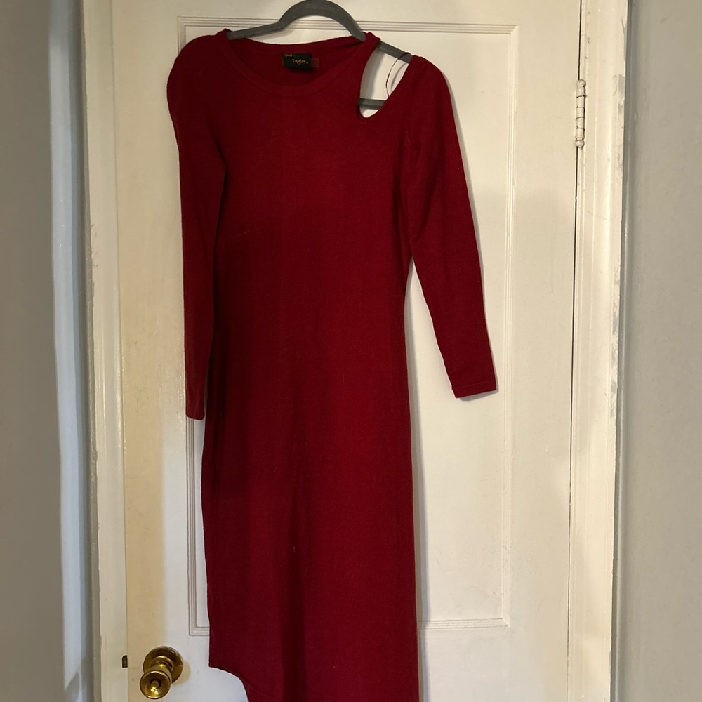 Just...Taylor Asymmetrical Burgundy Dress